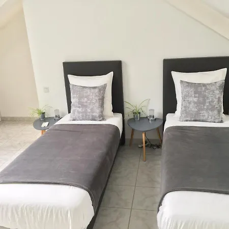 Marc's Flat - Calm & Cosy Homestay